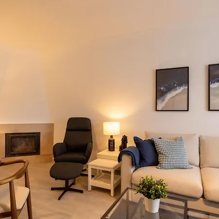 Apartment Rmr Charme & Elegancia