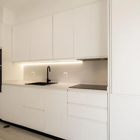 Apartment Rmr Charme & Elegancia *