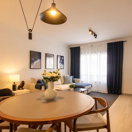 Rmr Charme & Elegancia Apartment *